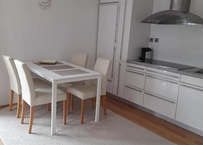 Apartament Marija *